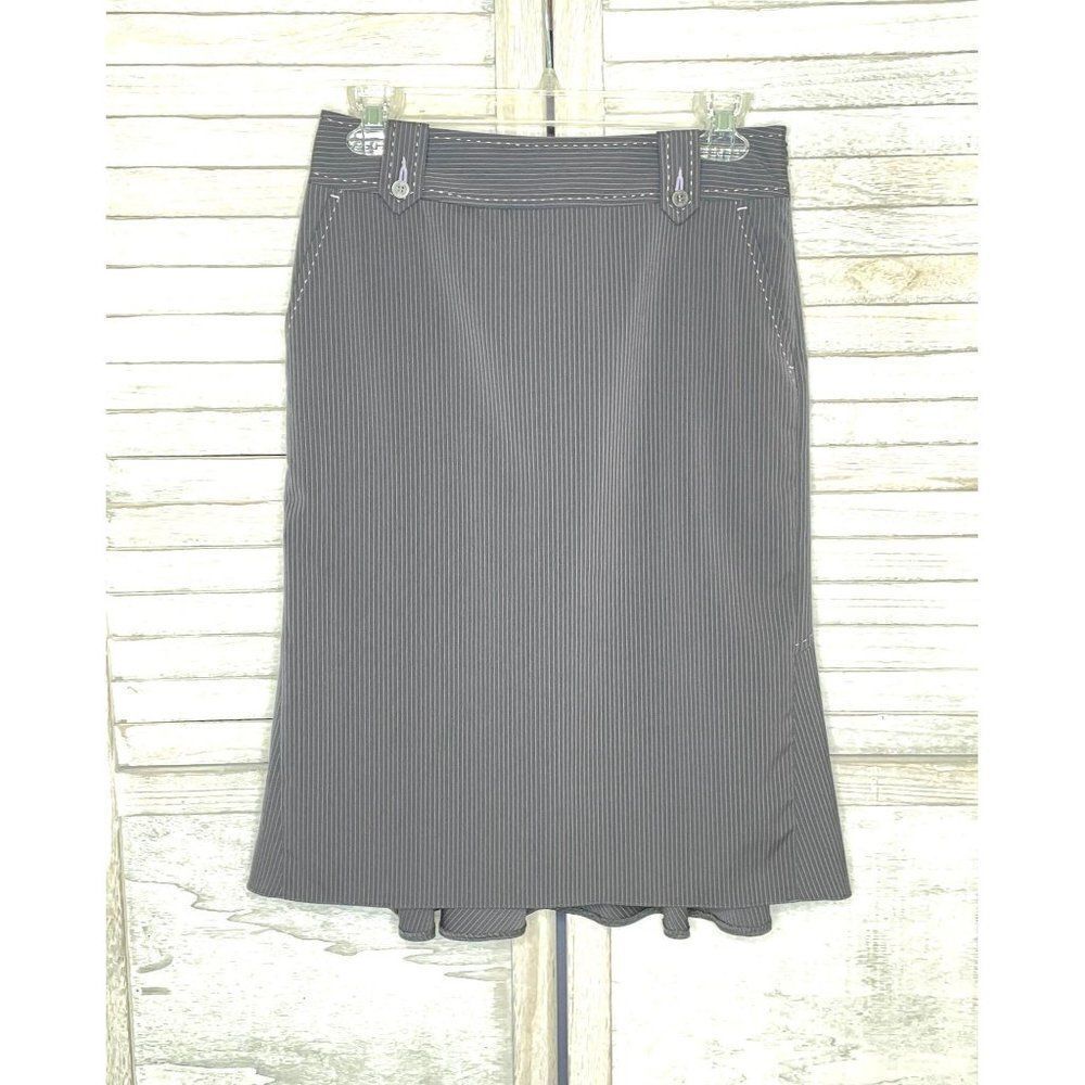 MONTON Grey Pinstripe Skirt Size 4